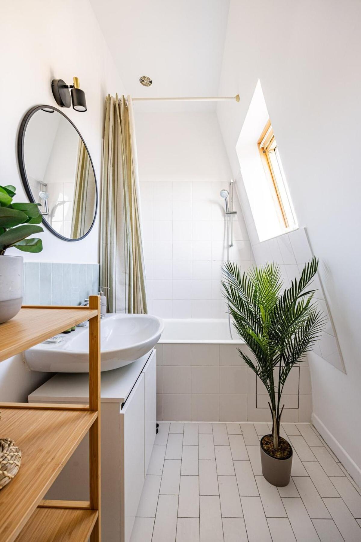 1 Bedroom # 14 # Alesia Parijs